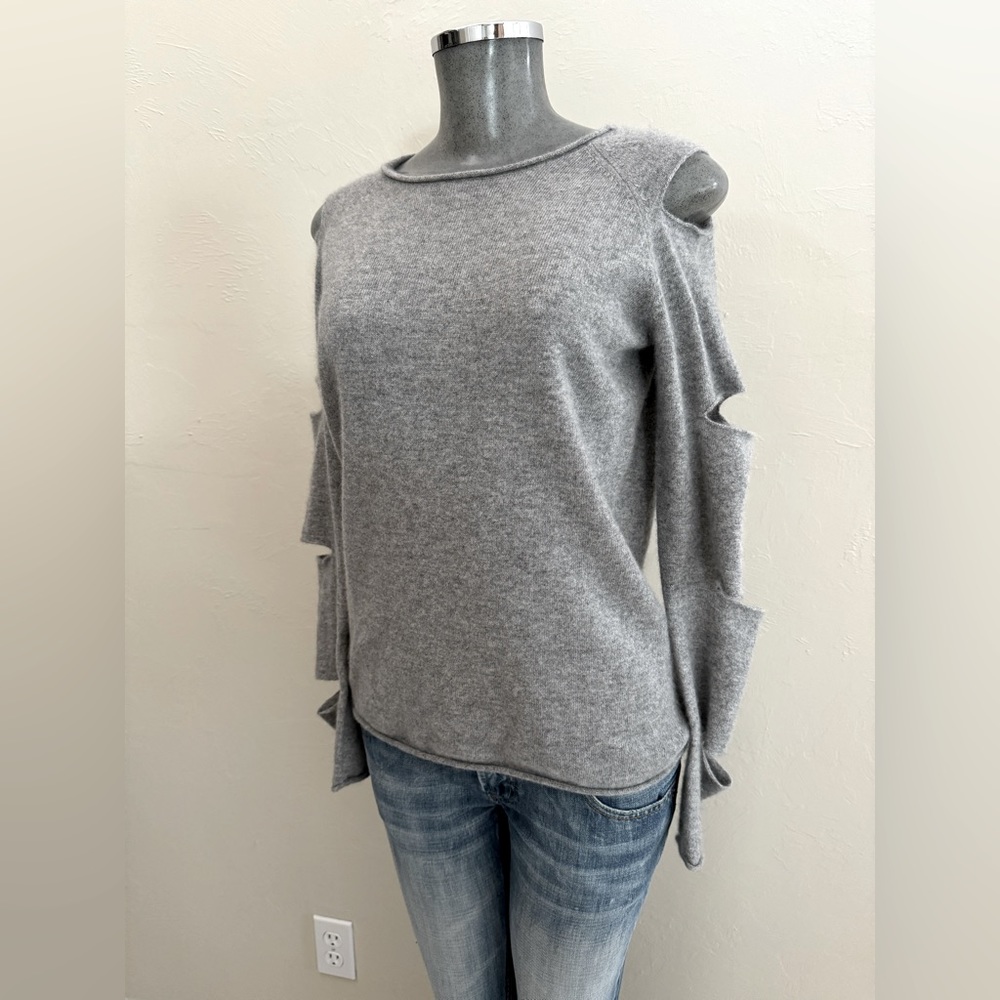 Aqua Cashmere Heather Gray Slit Sleeve Sweater XS